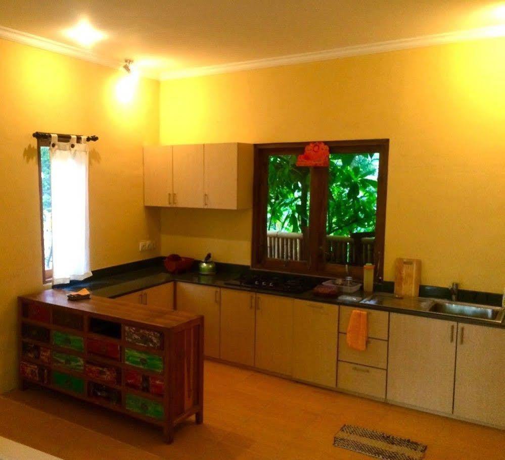 Shanti Toya Ashram Mambal Ngoại thất bức ảnh